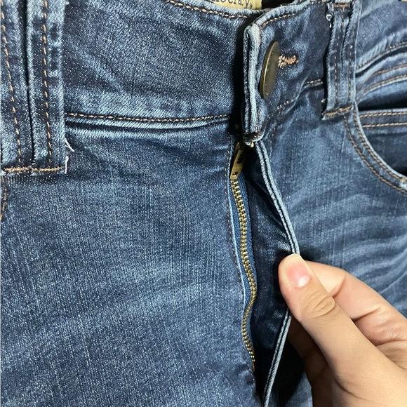 Democracy "Ab" Technology Solution Jeans Distressed Raw Hem Dark Wash 12 - Picture 4 of 7